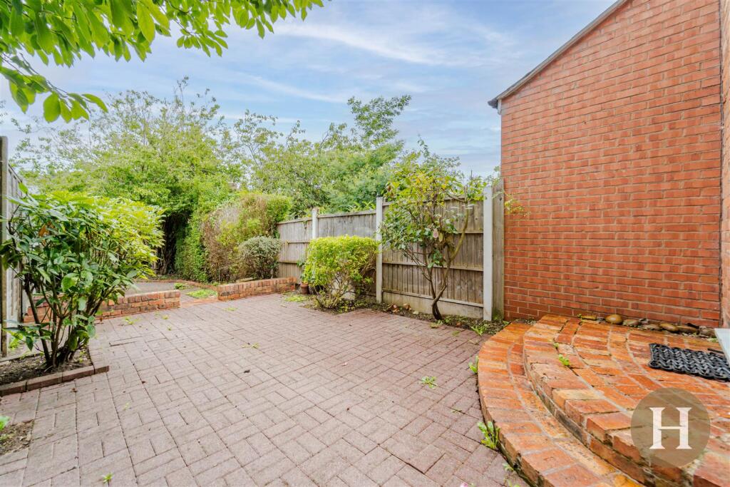 Hadleigh Estate Agents-30.jpg
