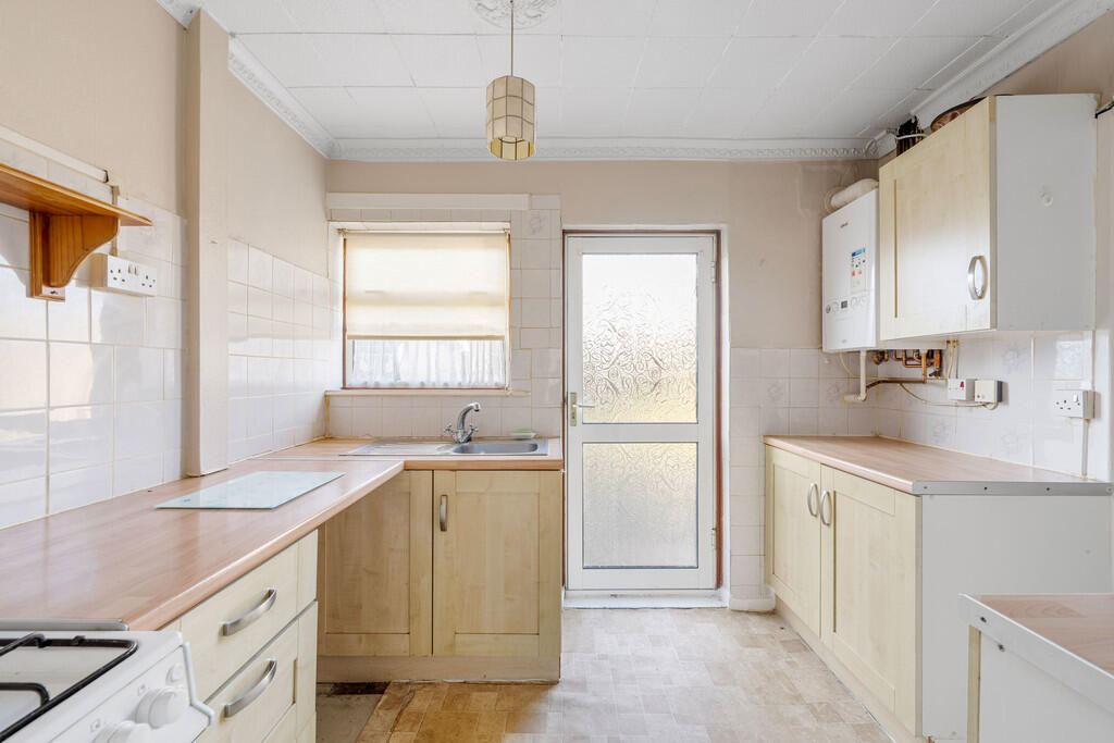 70 Morton Avenue,...