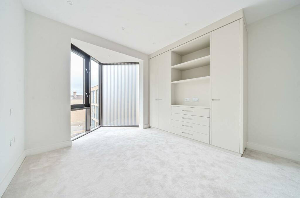 Davidson Frost-Wellings, DFW, Finchley Road, Londo