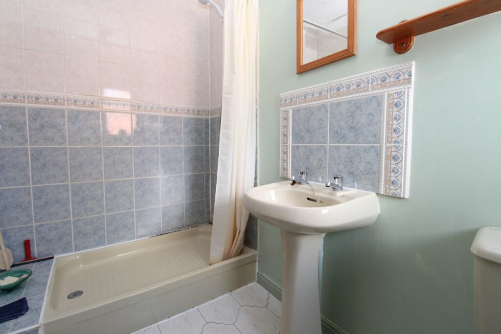 En Suite Shower Room