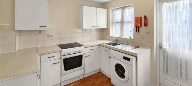 109994_LongbridgeWay_IMG_03_0000_max_656x437 (1).j