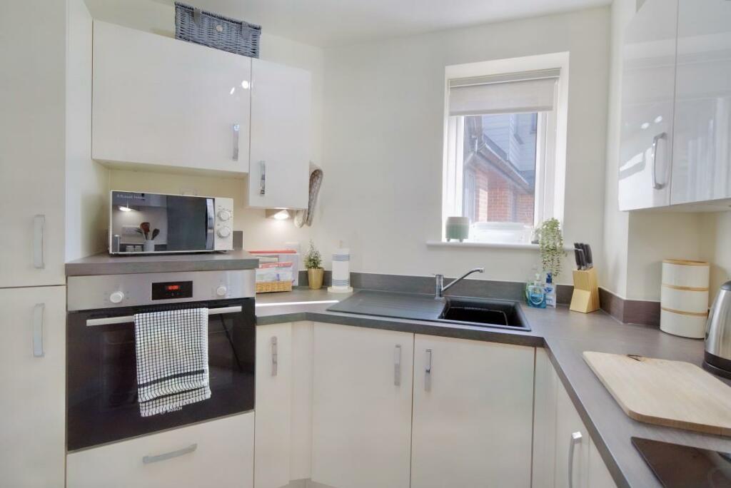 8549062-interior03 (Medium).JPG