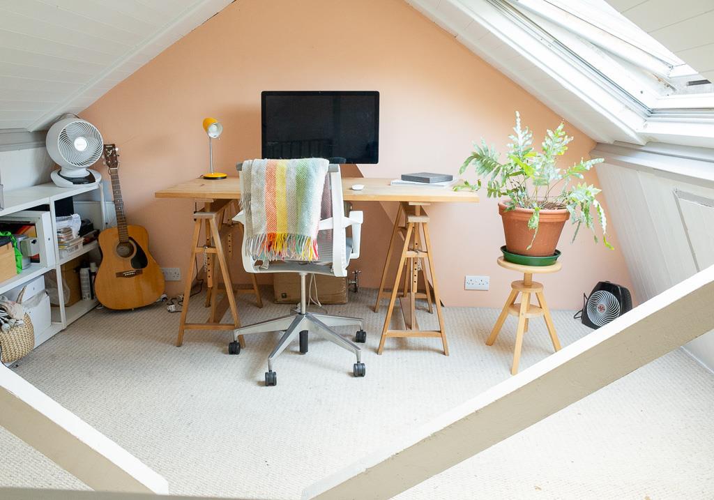 12. Loft Room 01.jpg