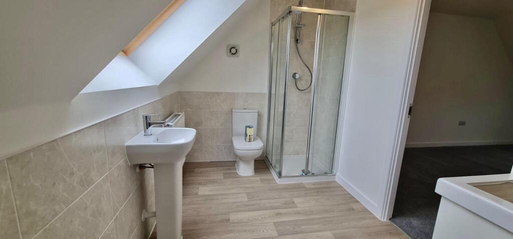 En-suite Bathroom