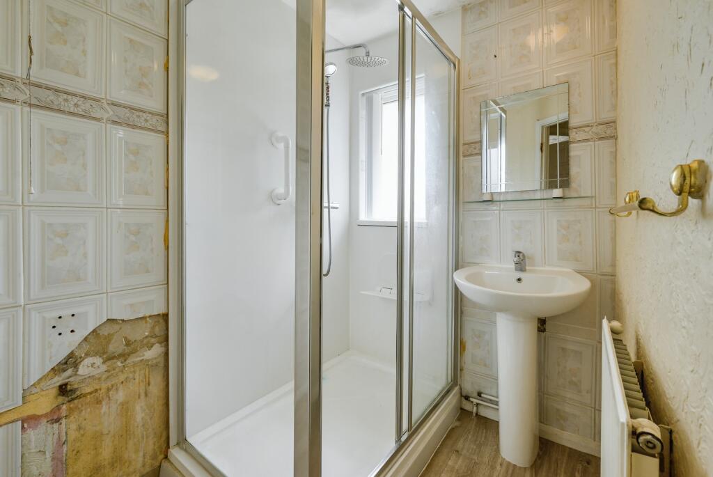 29 Thruxton Road, Havant, Hampshire, PO9 4DG