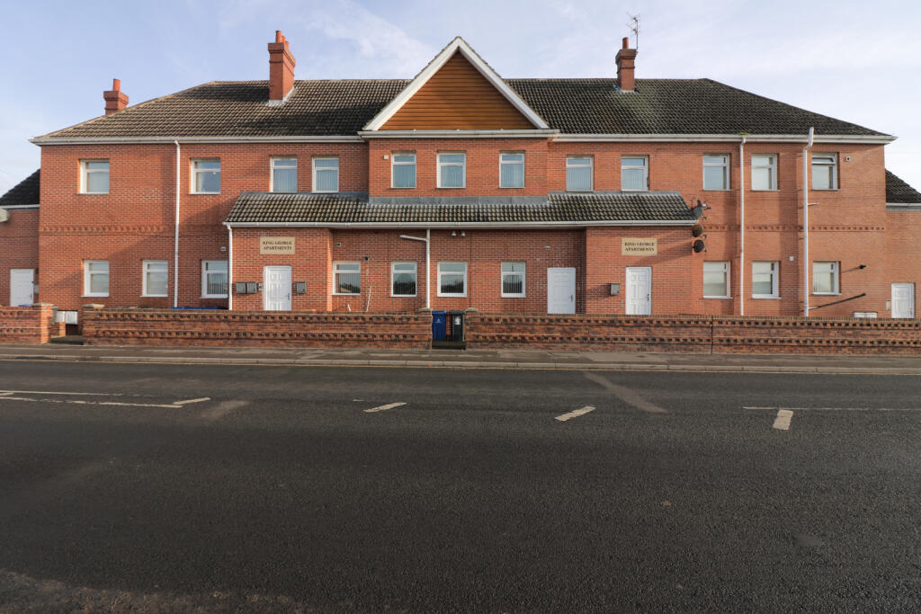 3 Bed Flat for rent