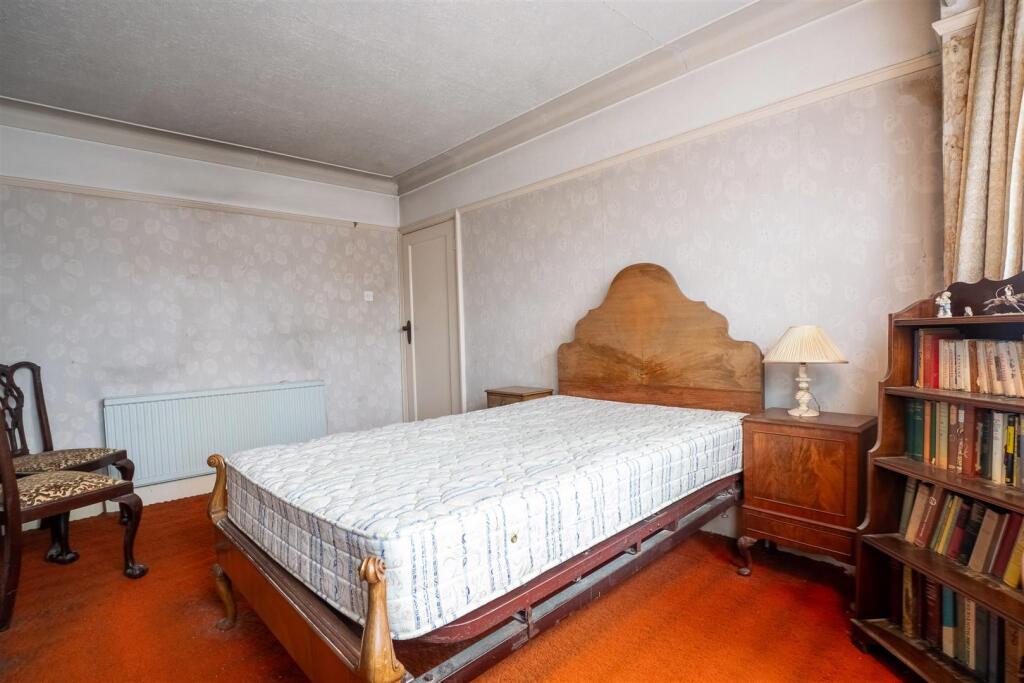 Bedroom 2.jpg