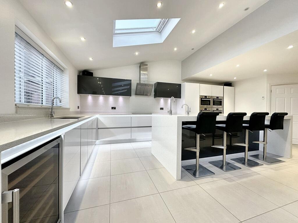 Kitchen/Breakfast/Family Room