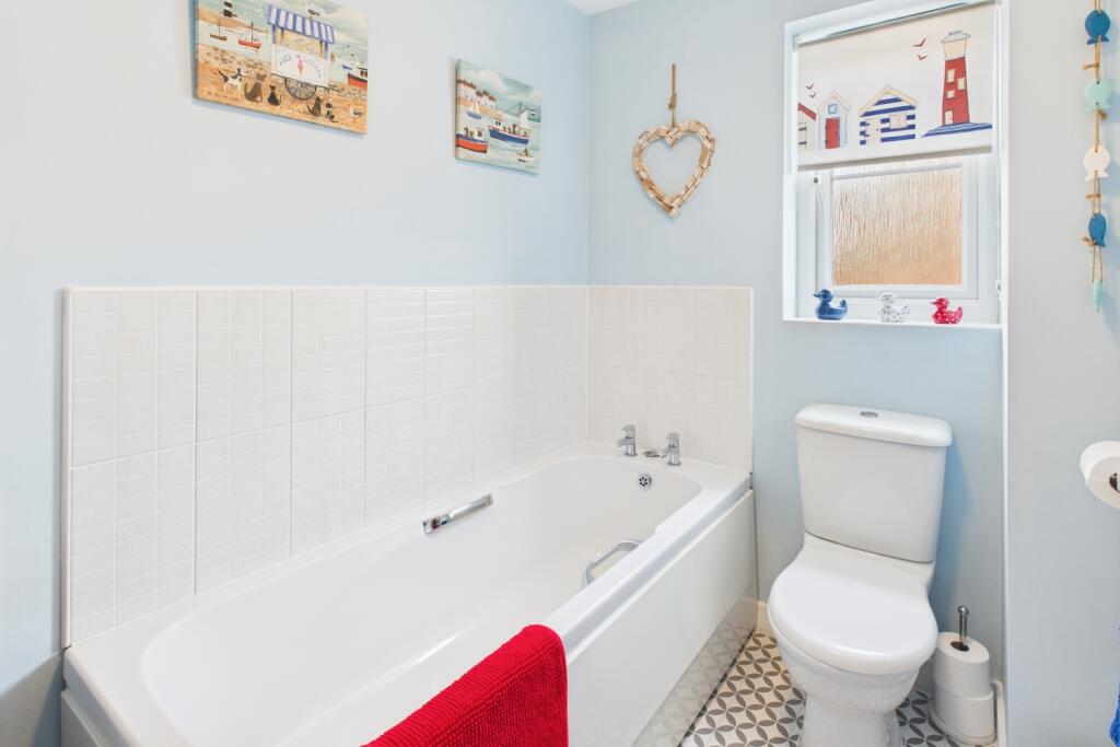 CAM03162G0-PR0289-STILL031