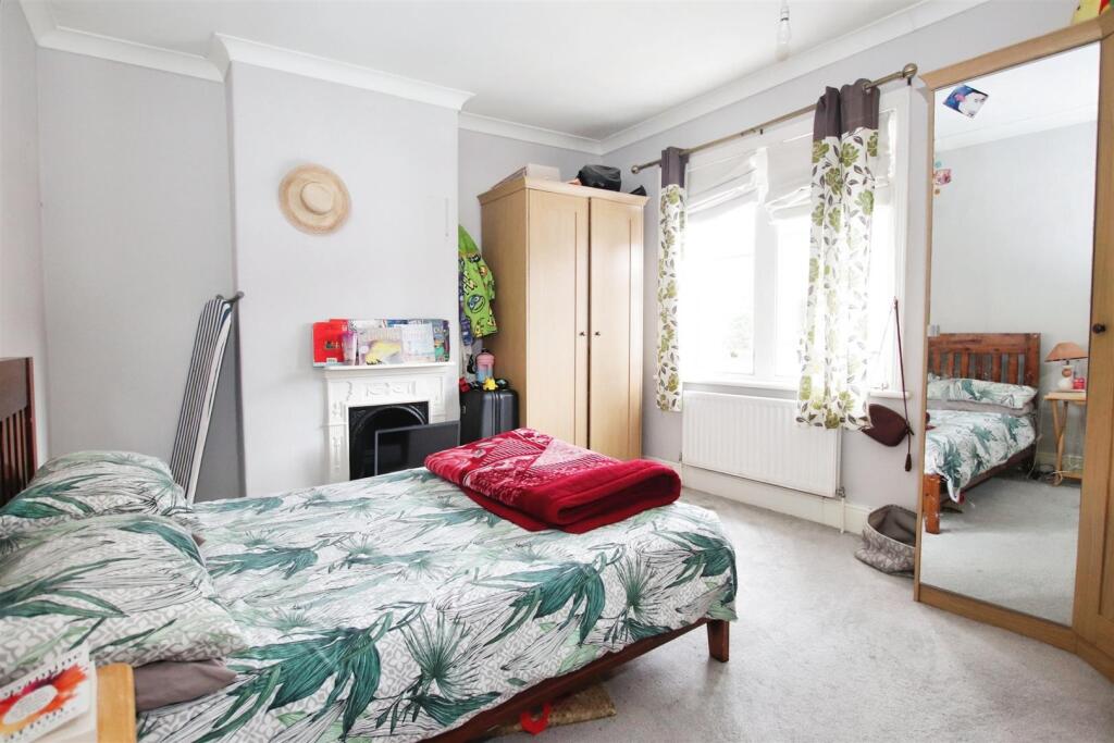 BEDROOM ONE (FRONT)
