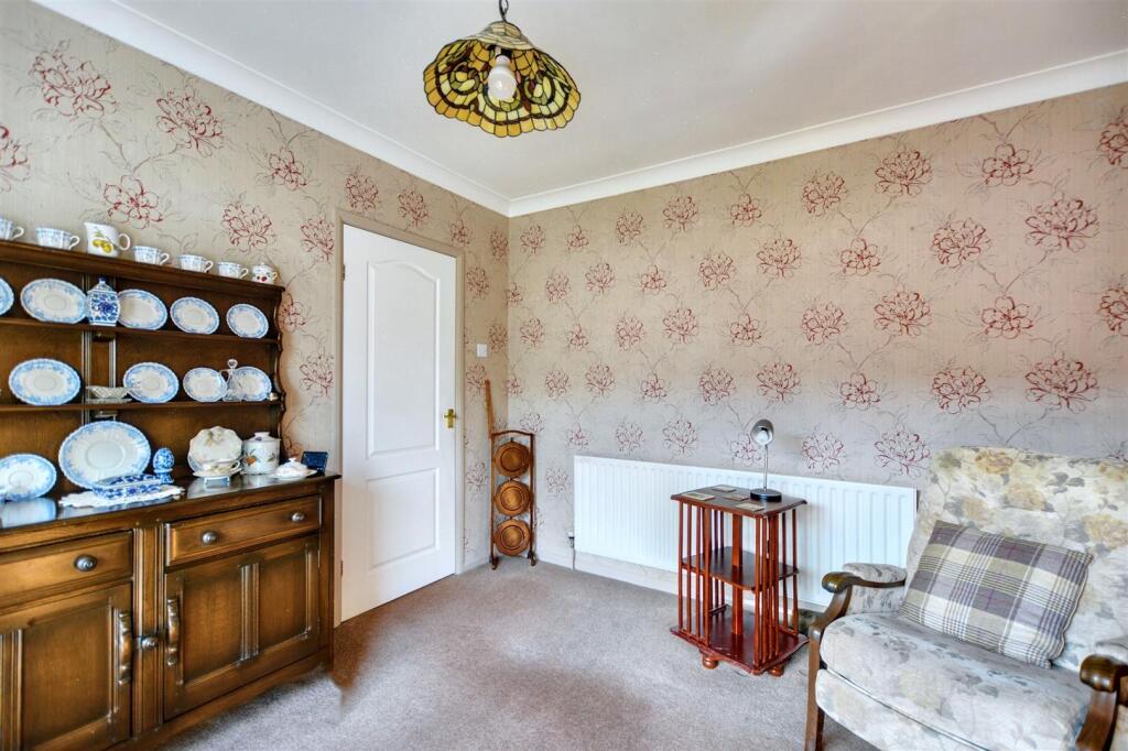 Dining Room_2.jpeg