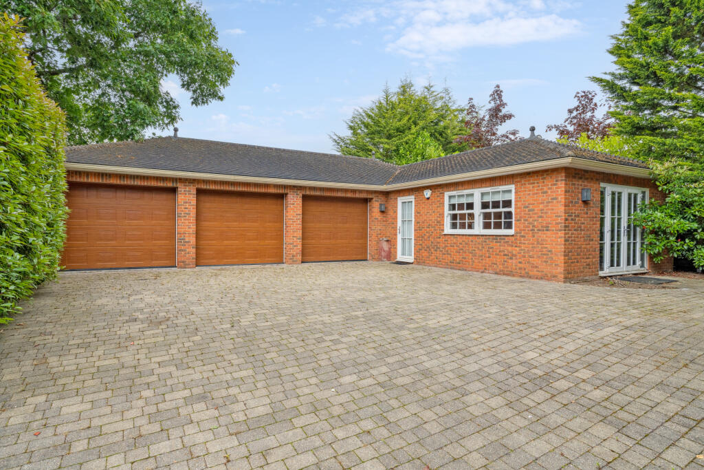 Garage/Annexe