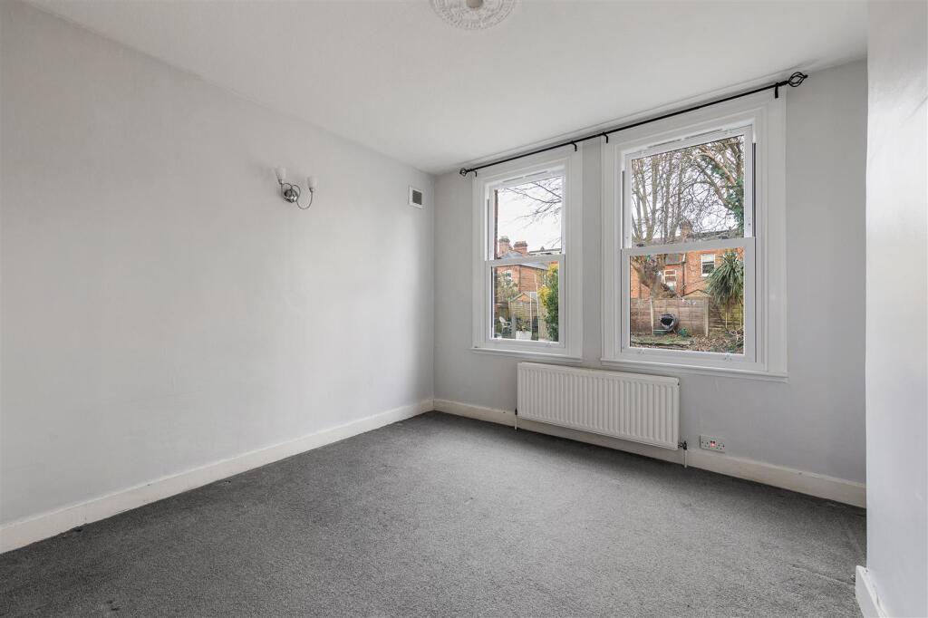 Diana Road E17