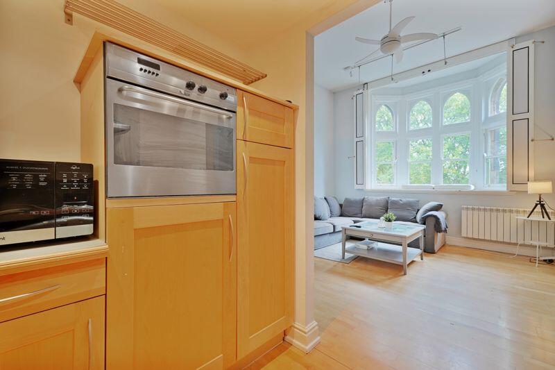 Kitchen / Living Room 