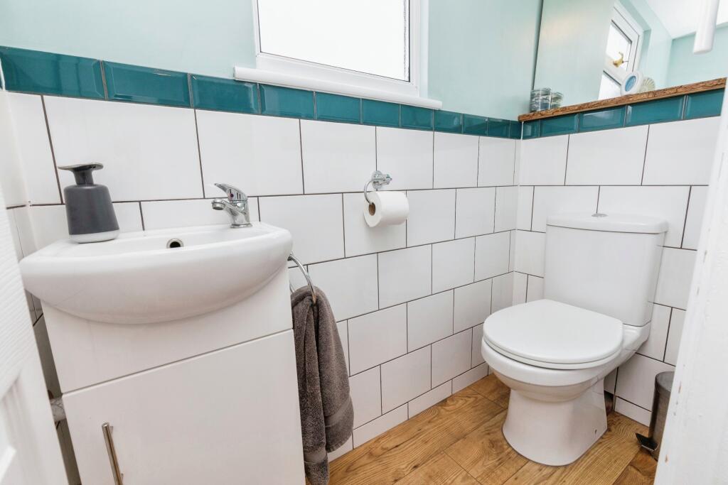 Downstairs Cloakroom