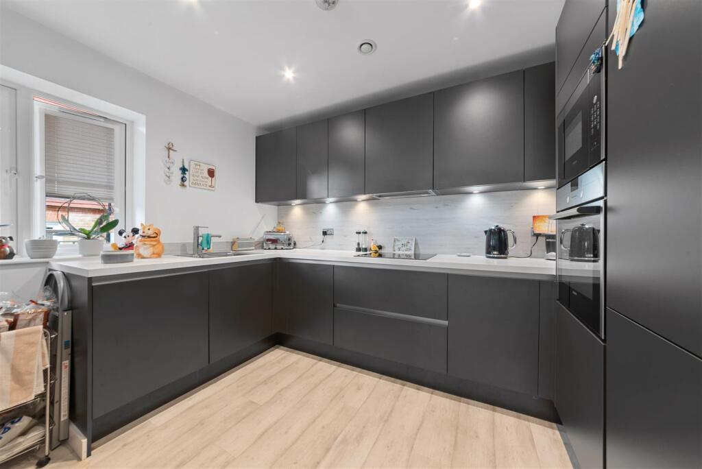 6 Jennings Court-13.jpg