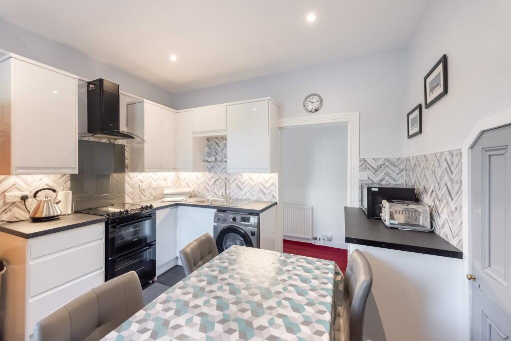 Apartment Kitchen