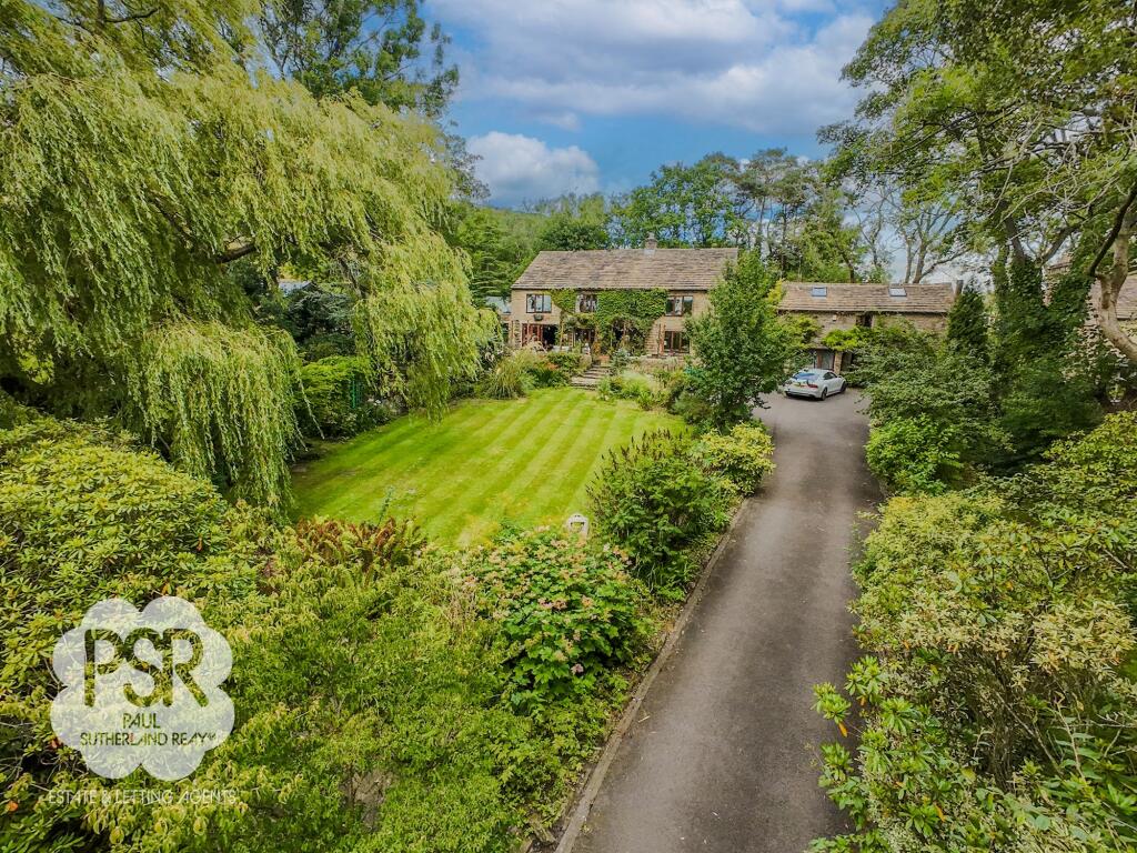 Secluded Modern-Yet-Rural Luxury Living