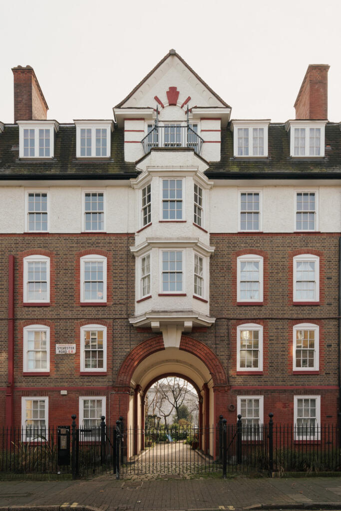 250315 - SYLVESTER-HOUSE-02.jpg