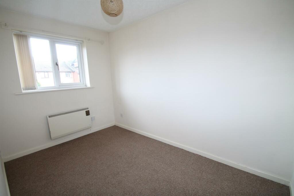sandpiper bedroom 2.jpg