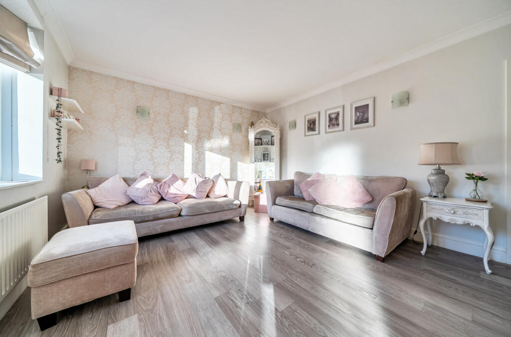 Amherst Drive, Orpington, BR5