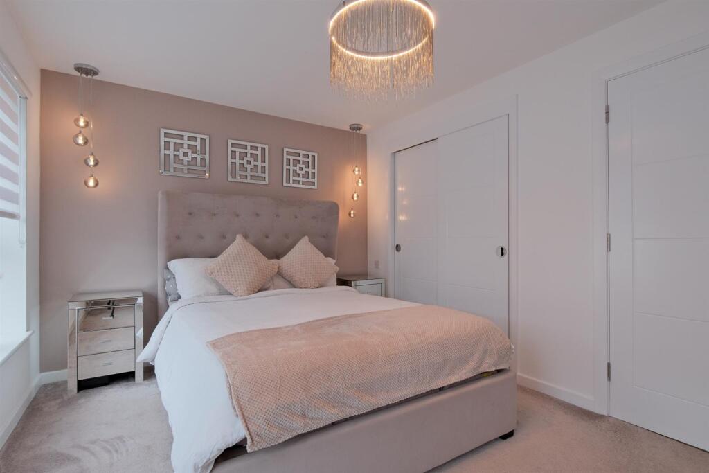 018-31 Ardencraig Terrace, Glasgow, G45 9BJ.jpg