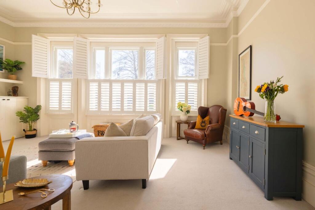 Drawing Room 