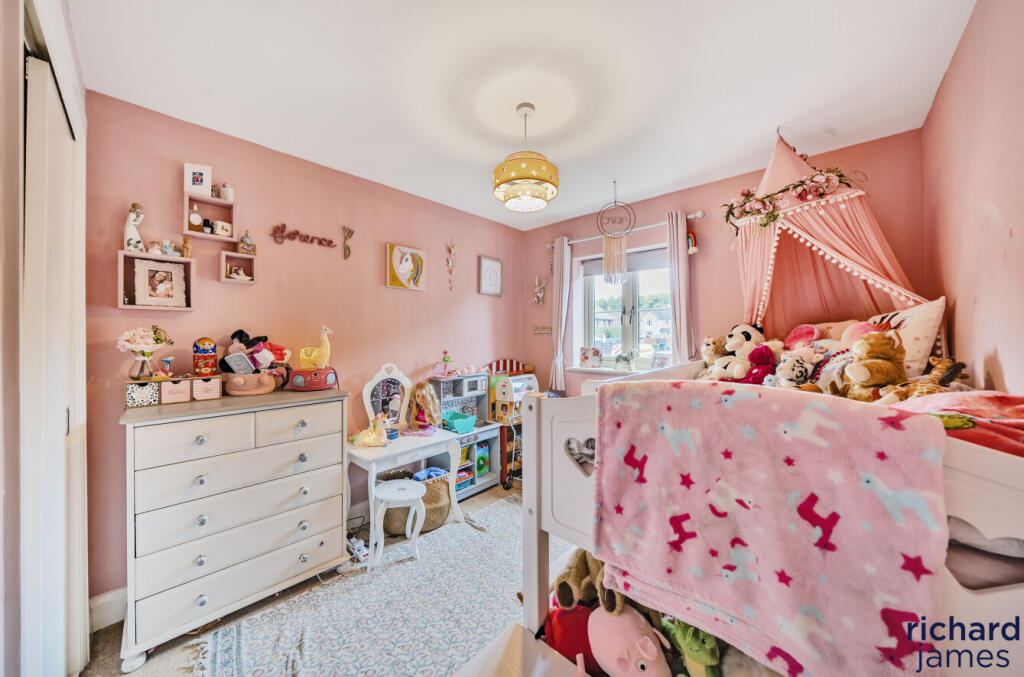 a61fe59f-e60f-4ce...