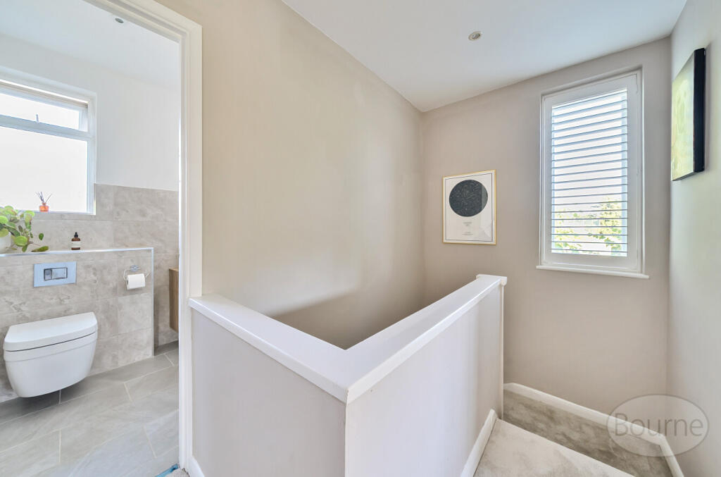 c8293853-9067-4fd...