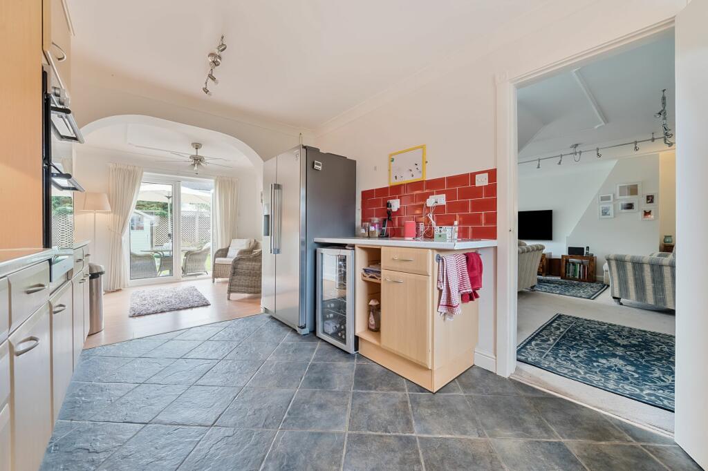 Kitchen (2)