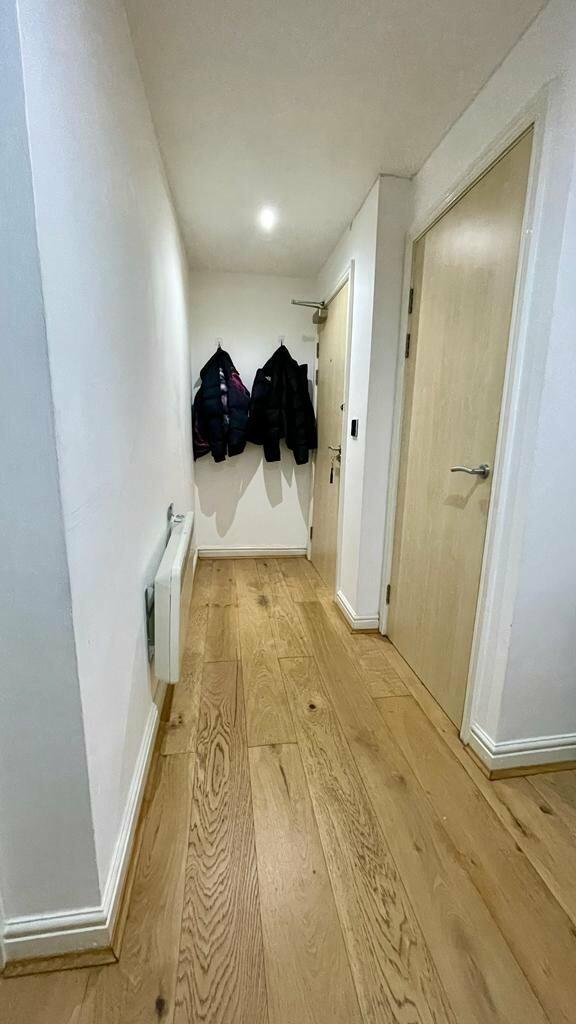 efc08b4e-e5d7-4c9e-a