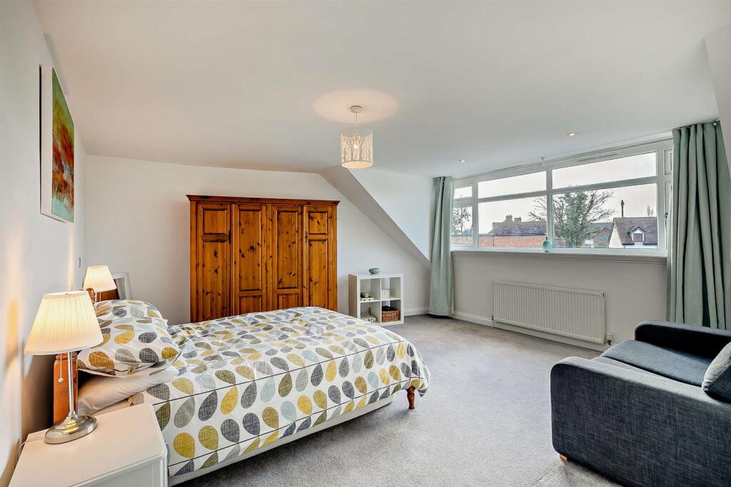 8634858-interior13-800.jpg
