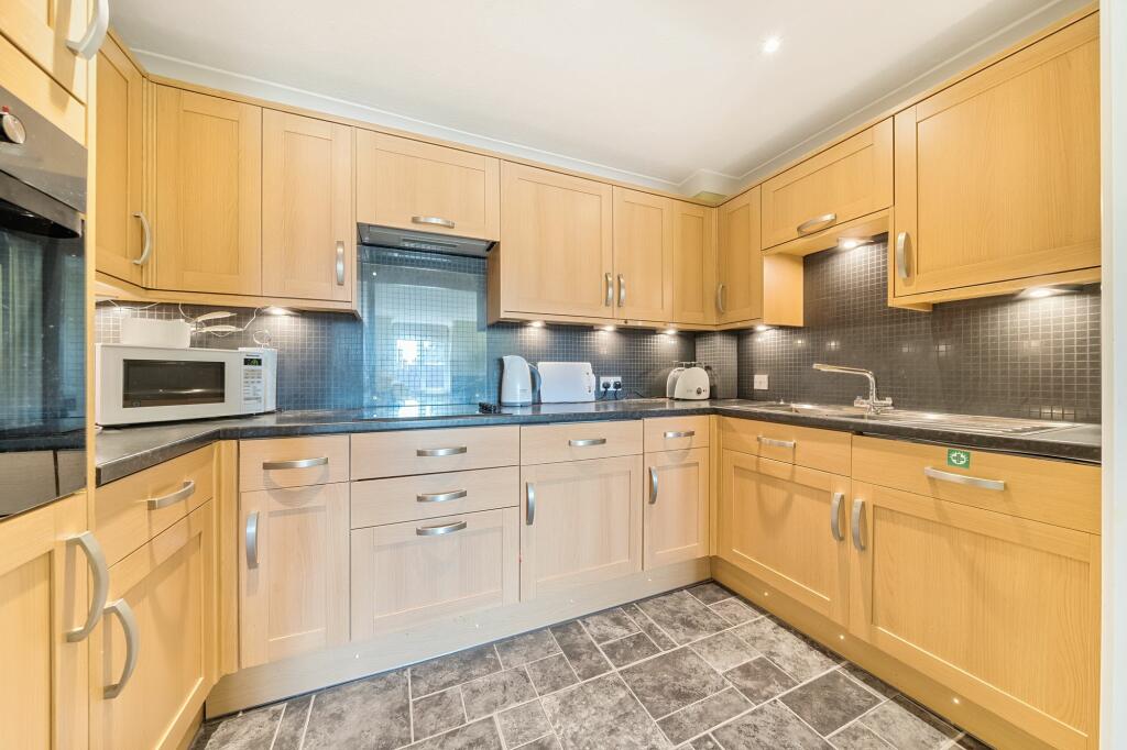 Kitchen (1)