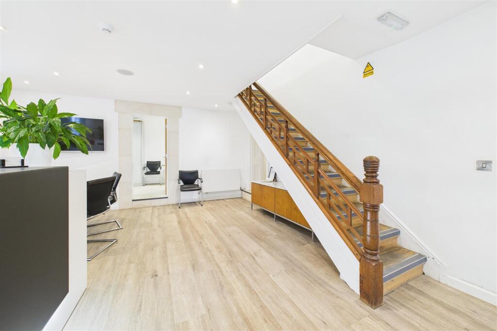 Somerset House, Taunton TA1 1SF | Hollis Morgan Li