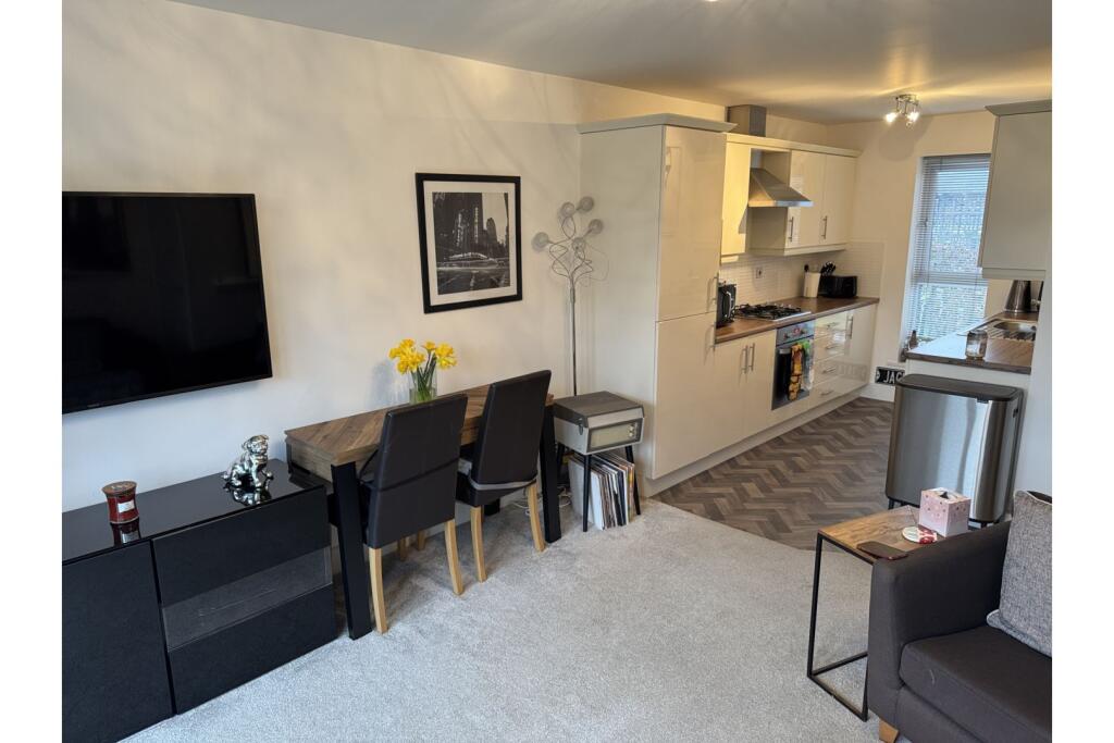 Living / Dining Room