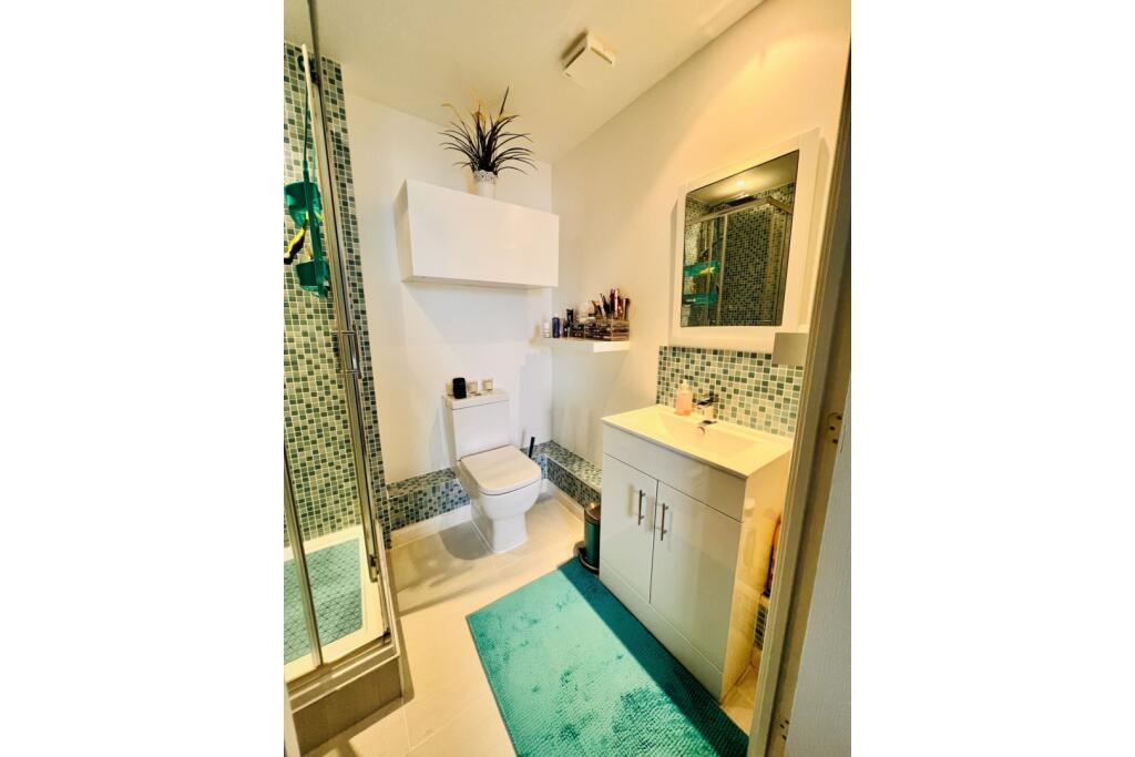 Master En-suite