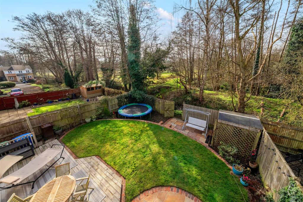 View and access to country park