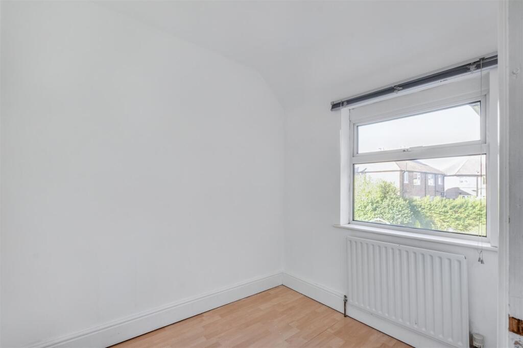 Bedroom 4.jpeg
