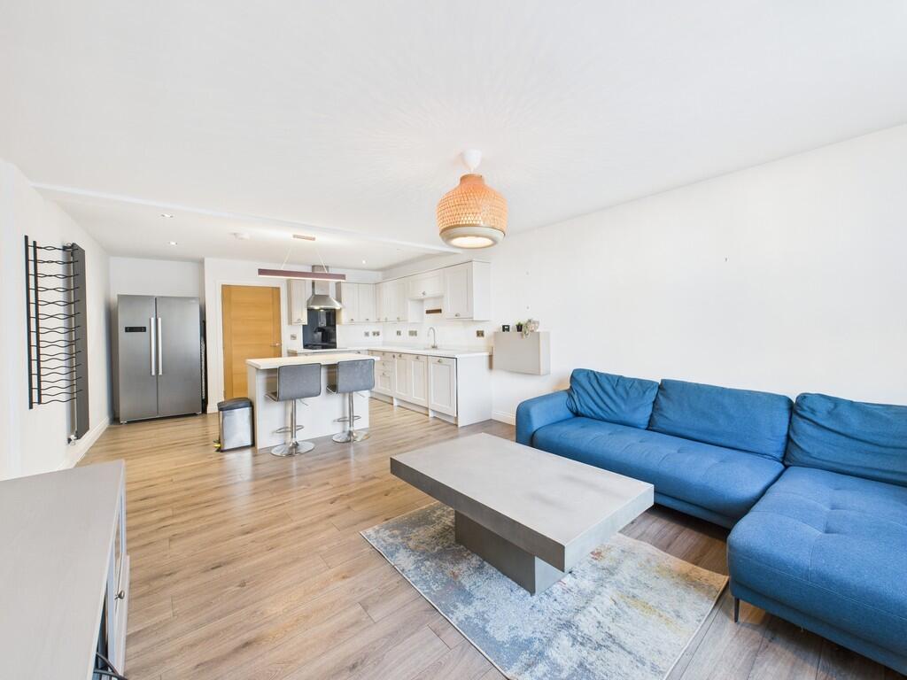 CAM01835G0-PR0349...