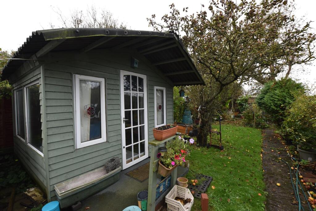 Summerhouse.JPG