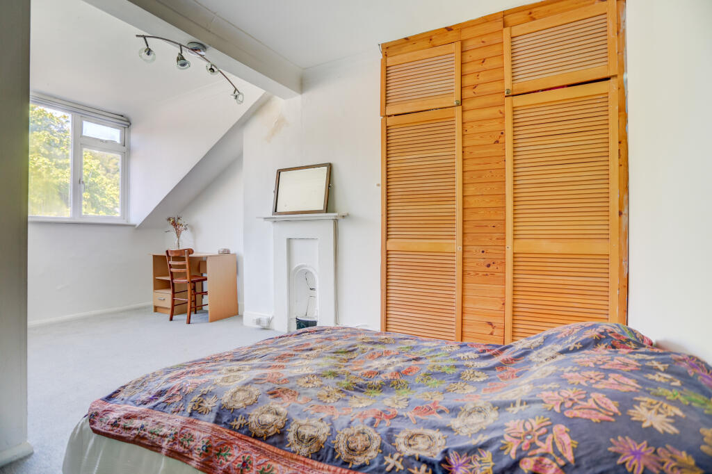 bedroom7