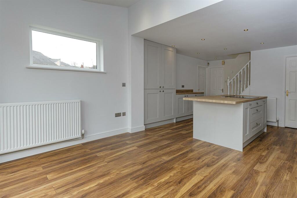 Bramleys Estate Agents - Elland - Oliver Meadows (