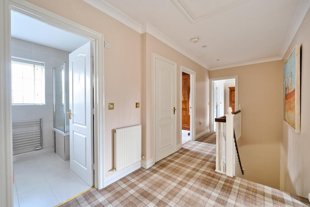 1290281-23-683d88...