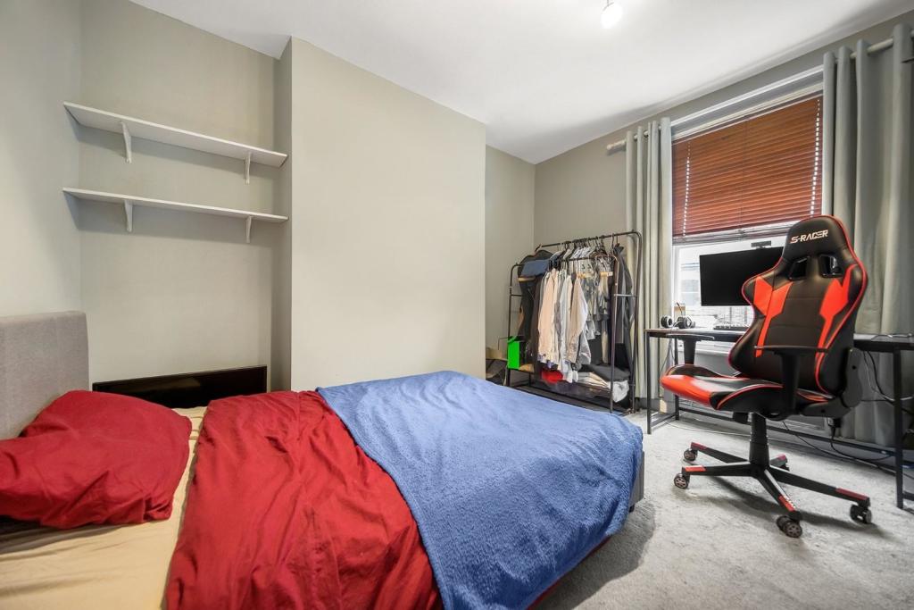 Bedroom Two.jpg