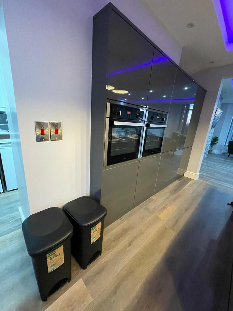 IMG-20240523-WA00...