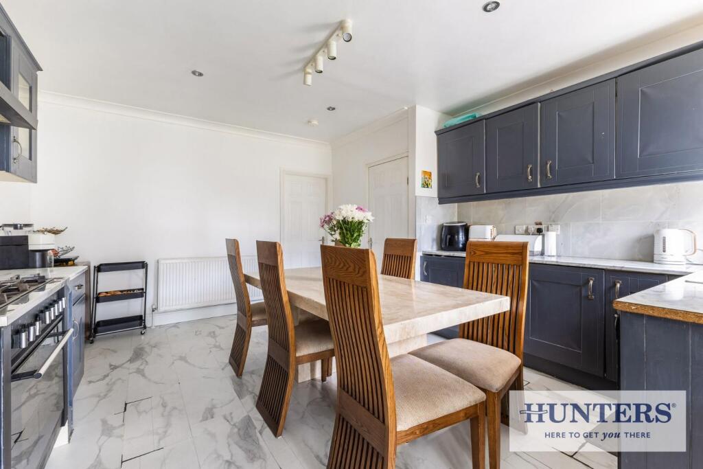 96295_41 Glenmere Mount Yeadon (10) - Copy_low.jpg