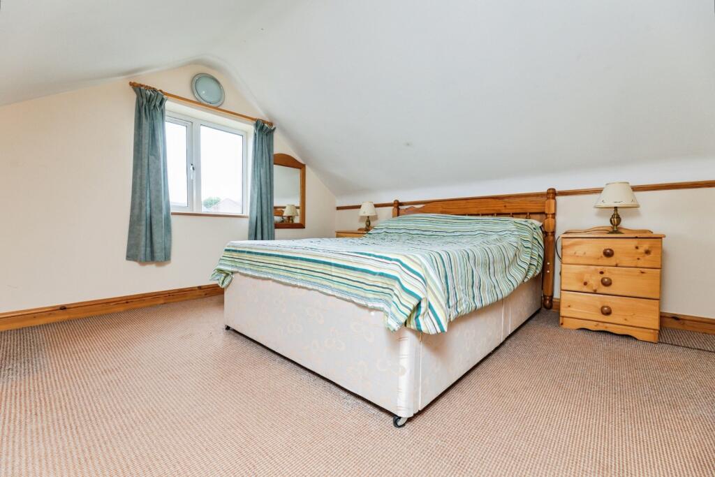 pbox-bedroom-327047.jpg
