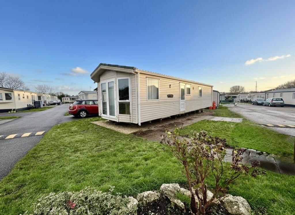 , Blackpool, FY4 4PL