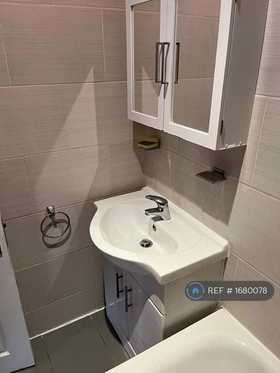 Downstairs Bathroom