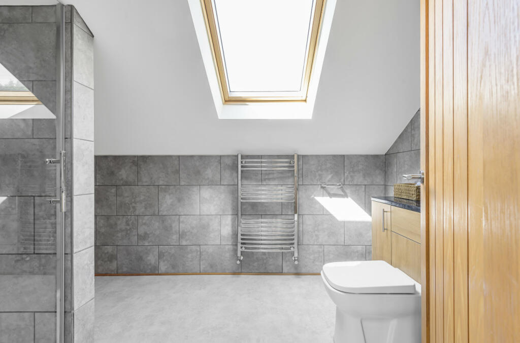 En Suite 2